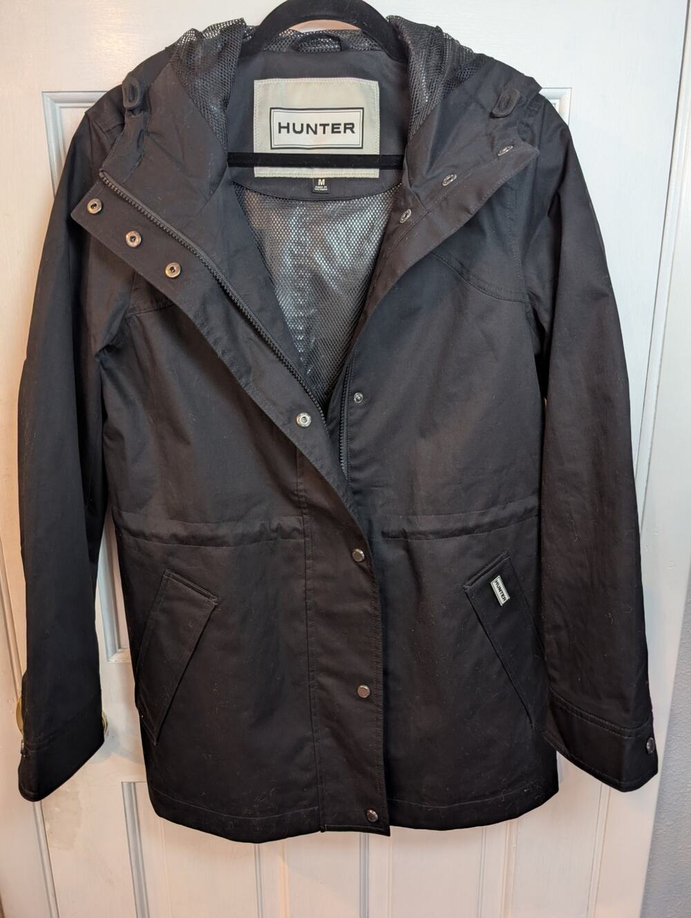 Hunter Black Cotton Water Resistant Coat Size Medium
